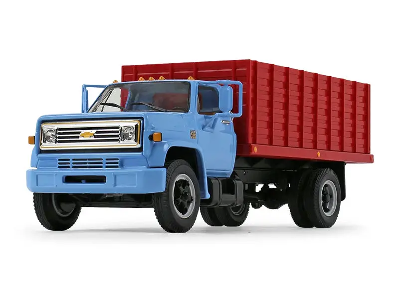 1970S Chevrolet C65 Grain Truck Baby Blue And Red W/ Corn Load Diecast 1:34 Scale Model - First Gear 10-4252 1