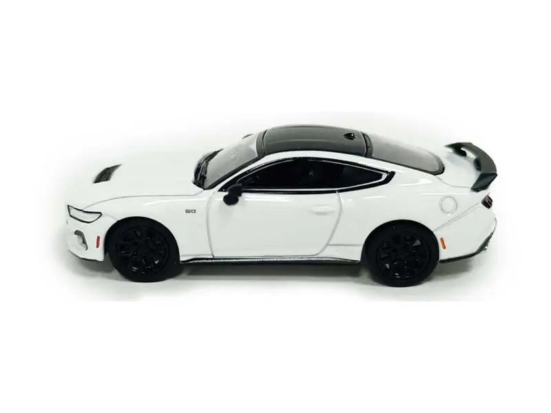 2024 Ford Mustang - Oxford White (Gl Muscle Series 30) Diecast 1:64 Scale Model - Greenlight 13370F 1