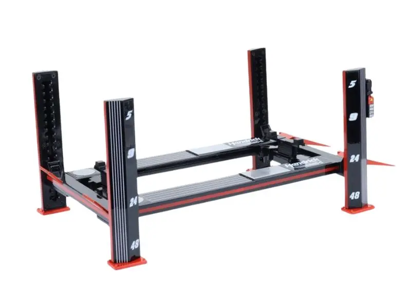 Pre-Order Four-Post Lift – Hendrick Motorsports 1:18 Scale Models - Greenlight 13713 1
