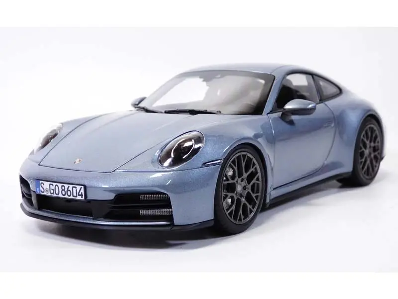 2025 Porsche 911 Carrera - Polar Silver Metallic Diecast 1:18 Scale Model - Norev 187170 1