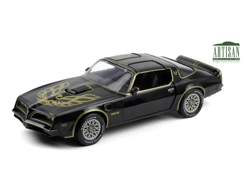 1977 Pontiac Firebird Trans Am Starlite Black W/ Golden Eagle Hood (Artisan Collection) Diecast 1:18 Scale Model - Greenlight 19098 1