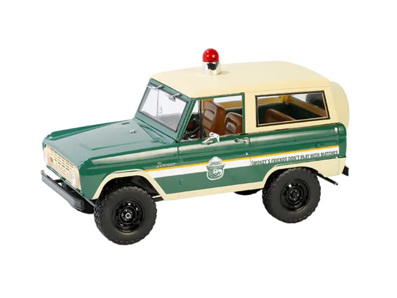1967 Ford Bronco - Smokey Bear Forest Ranger (Artisan Collection) Diecast 1:18 Scale Model - Greenlight 19143 1