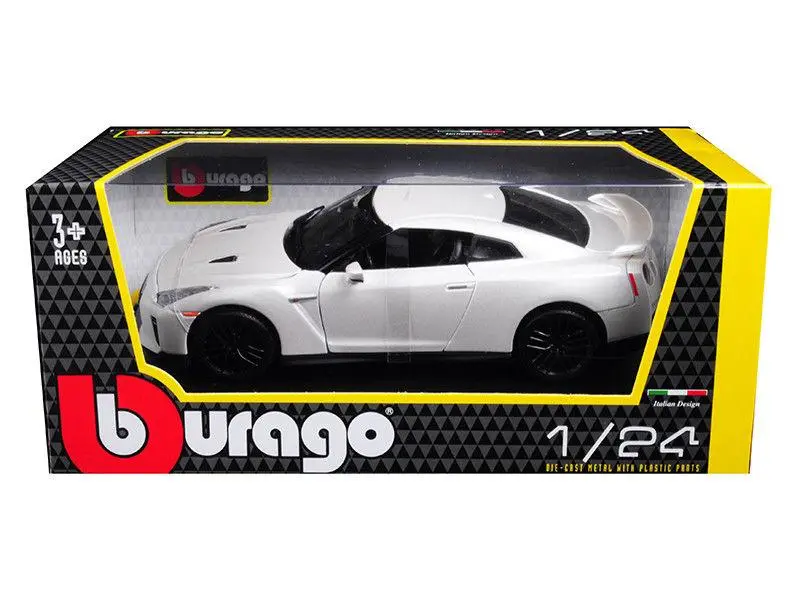 2017 Nissan Gt-R R35 White 1:24 Model Car - Bburago - 21082Wh 1