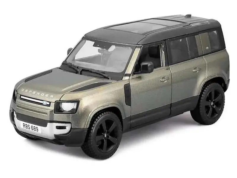 2022 Land Rover Defender 110 – Green Metallic Diecast 1:24 Scale Model - Bburago 21101Grn 1