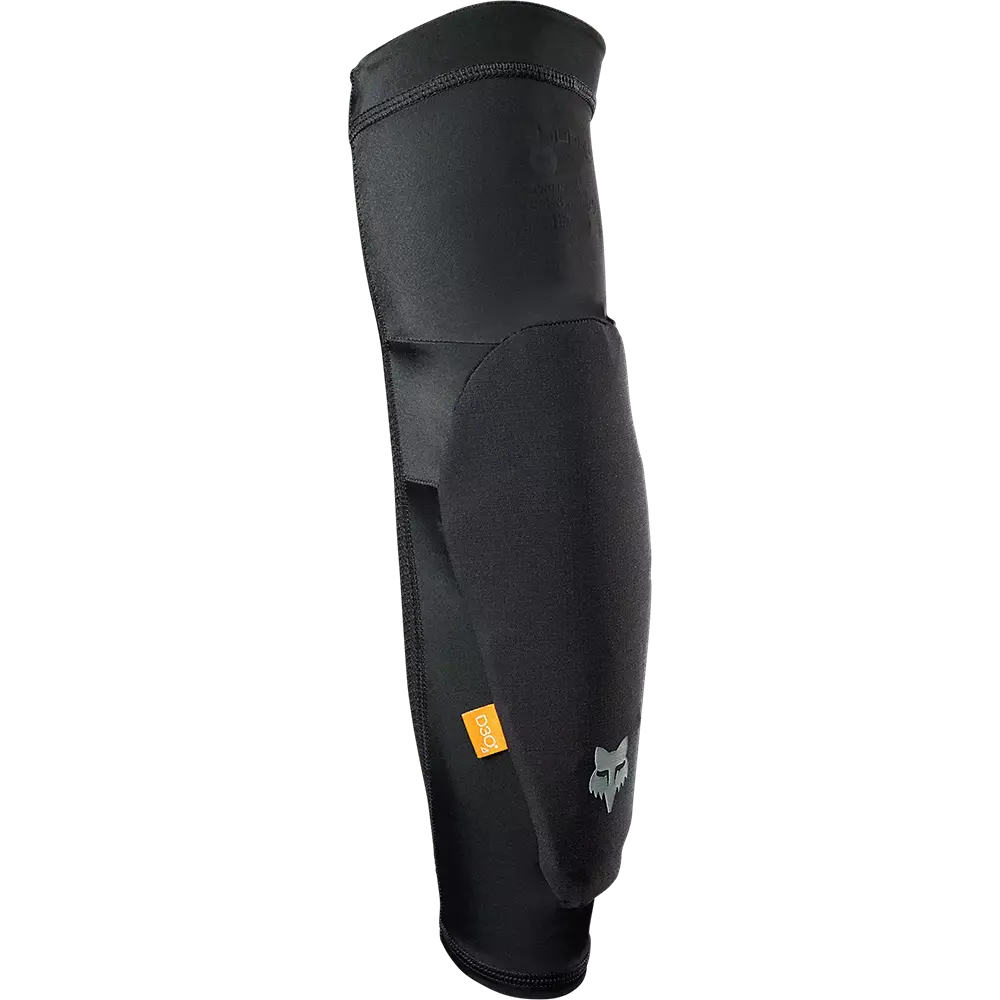 Enduro D30 Elbow Pads 1
