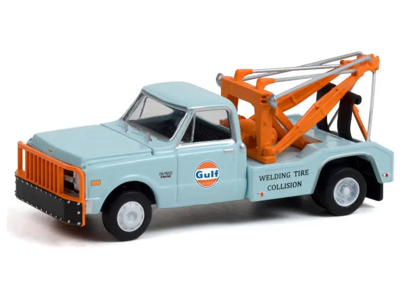 1969 Chevrolet C-30 Dually Wrecker Tow Truck - Gulf Oil Welding Tire Collision Diecast 1:64 Model - Greenlight 30275 1