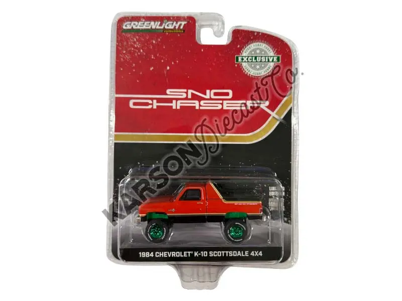 Chase 1984 Chevrolet K-10 Scottsdale 4X4 - Sno Chaser Diecast 1:64 Scale Model - Greenlight 30365 1
