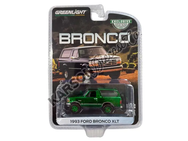 Green Chrome Chase 1993 Ford Bronco Xlt Oxford White Diecast 1:64 Scale Model - Greenlight 30452 1