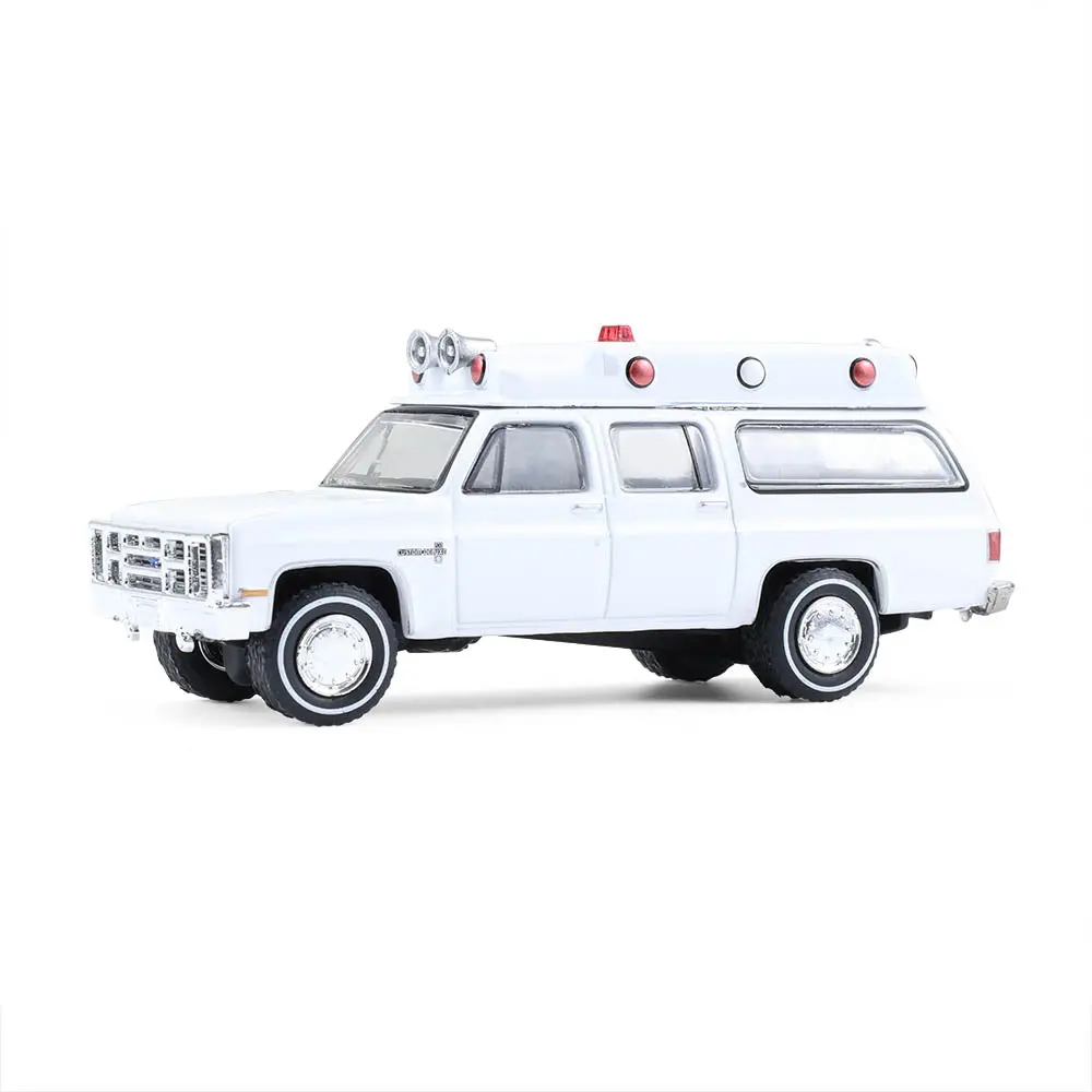 1983 Chevrolet Suburban K20 Custom Deluxe Ambulance – Plain White Diecast 1:64 Scale Model - Greenlight 30508 1