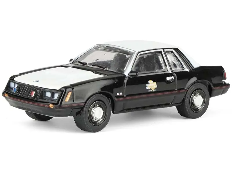 1982 Ford Mustang Ssp - Texas Department Of Public Safety (Hot Pursuit) Diecast 1:64 Scale Model - Greenlight 30542 1