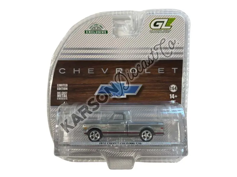 Raw Chase 1972 Chevy Cheyenne C10 – White Diecast 1:64 Scale Model - Greenlight 30566 1
