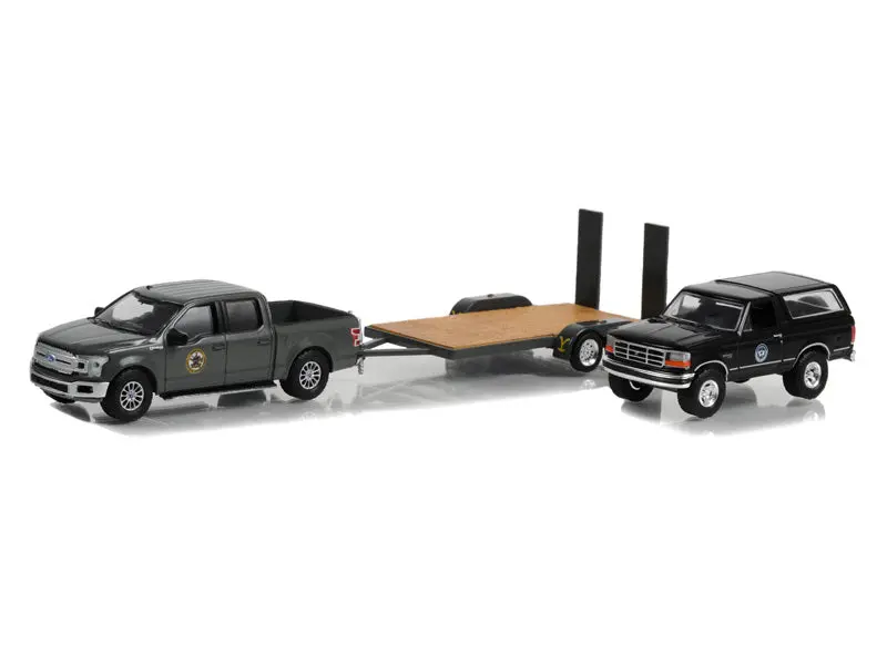2018 Ford F-150 Montana Livestock Assoc. W/ 1992 Ford Bronco - Yellowstone (Hollywood Hitch & Tow) Series 11 Diecast 1:64 Model - Greenlight 31150C 1