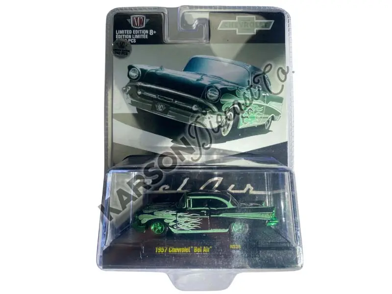 Chase 1957 Chevrolet Bel Air - (Auto-Thentics) Diecast 1:64 Scale Model - M2 Machines 31500-Hs28 1