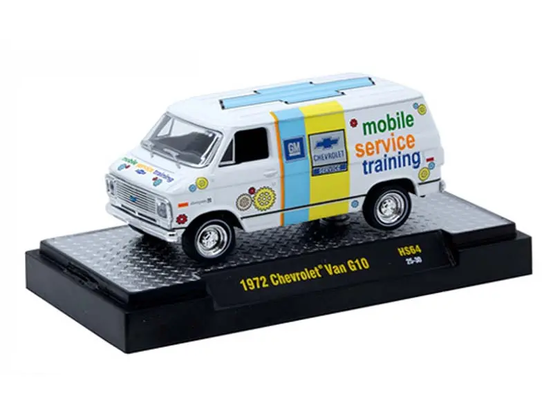 1972 Chevrolet G10 Van (Training Wheels) Diecast 1:64 Scale Model - M2 Machines 31500-Hs64 1