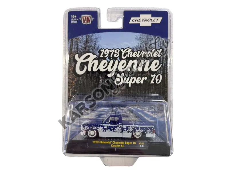 Chase 1973 Chevrolet Cheyenne Super 10 Custom Ss (Ss454) Holiday Edition Diecast 1:64 Scale Model - M2 Machines 31500-Hs65 1