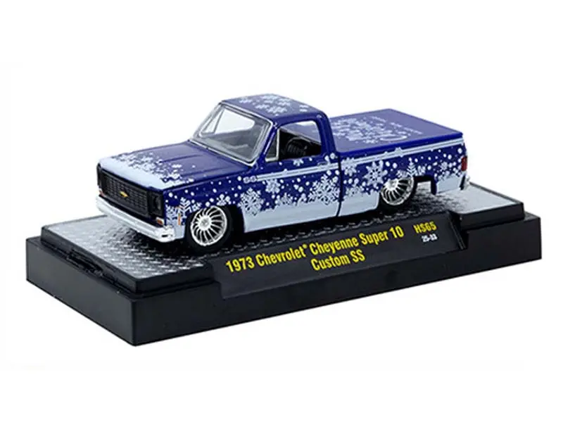 1973 Chevrolet Cheyenne Super 10 Custom Ss (Ss454) Holiday Edition Diecast 1:64 Scale Model - M2 Machines 31500-Hs65 1