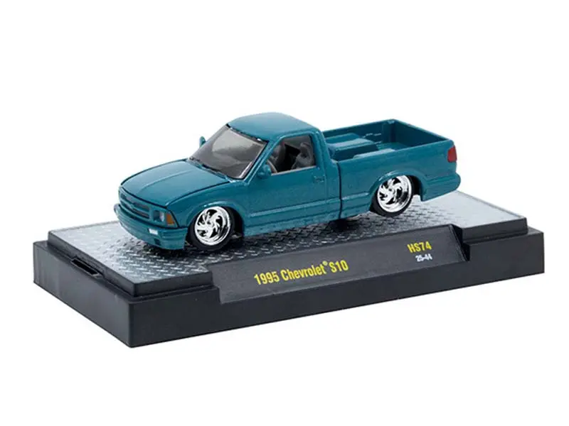 1995 Chevrolet S10 Custom Diecast 1:64 Scale Model - M2 Machines 31500-Hs74 1