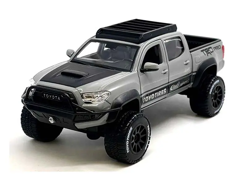 2023 Toyota Tacoma Trd Off Road Toyo Tires – Cement Grey (Maisto Design) Diecast 1:24 Scale Model - Maisto 32458Wh 1