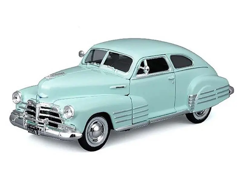 1948 Chevrolet Fleetline Aerosedan – Light Green Diecast 1:25 Scale Model - Maisto 32921Grn 1