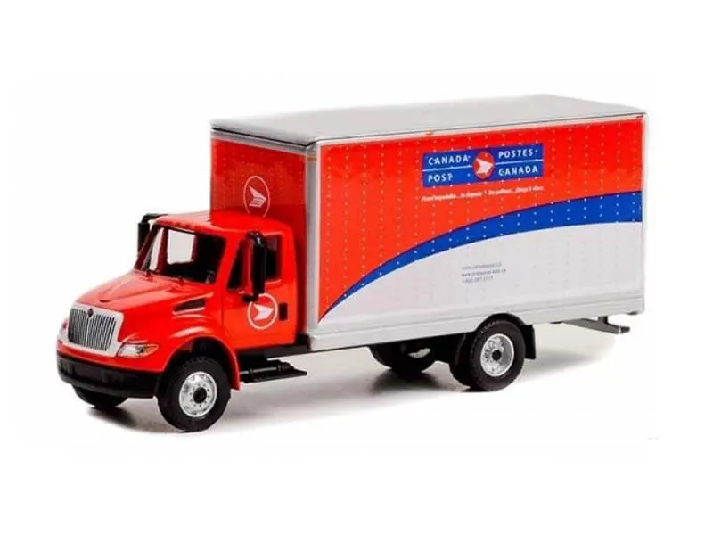 2013 International Durastar Box Van - Canada Post (H.D. Trucks) Series 23 Diecast 1:64 Scale Model - Greenlight 33230B 1