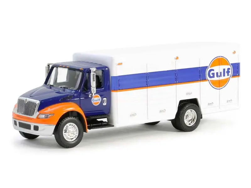 International Durastar 4400 Delivery Truck - Gulf Oil - (H.D. Trucks Series 25) Diecast 1:64 Scale Model - Greenlight 33250C 1