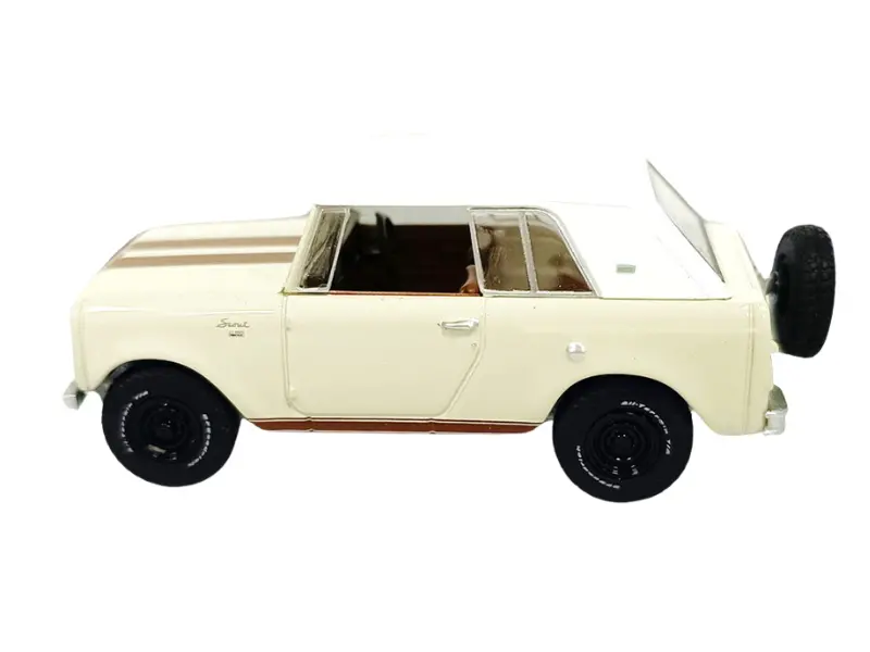 1967 International Scout 800 Sportop - Cream & Brown (All-Terrain Series 17) Diecast 1:64 Scale Model - Greenlight 35310B 1