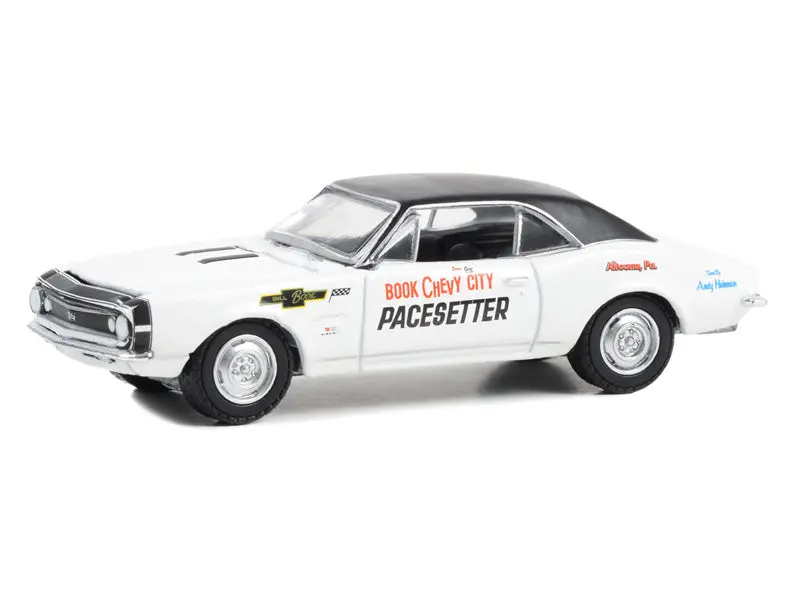 1967 Chevrolet Camaro Ss - Pacesetter Book City Altoona Pennsylvania (Running On Empty) Series 16 Diecast 1:64 Scale Model - Greenlight 41160A 1