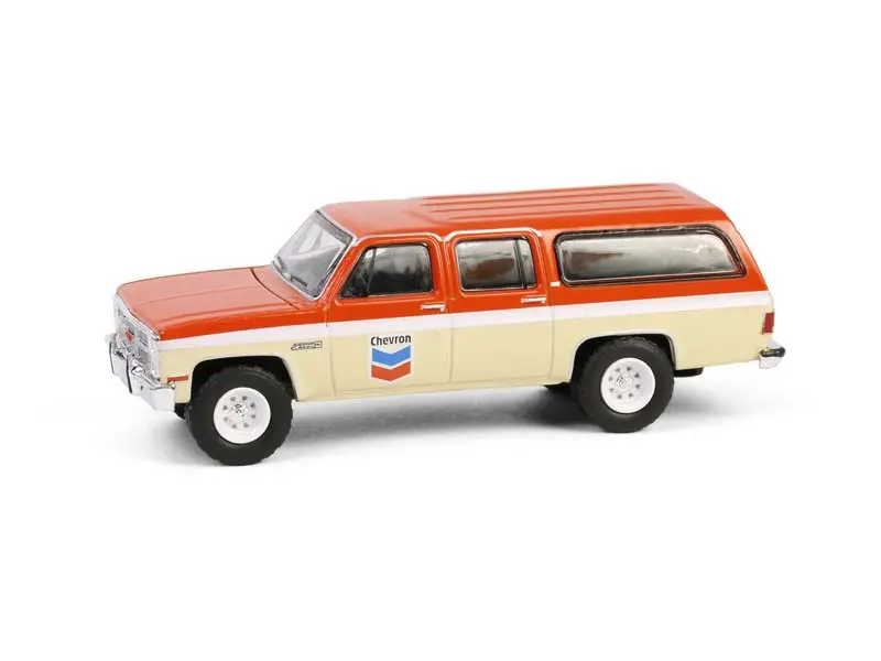 1988 Gmc Suburban Sierra Classic C10 (Chevron Special Edition Series 1) Diecast 1:64 Scale Model - Greenlight 41175D 1