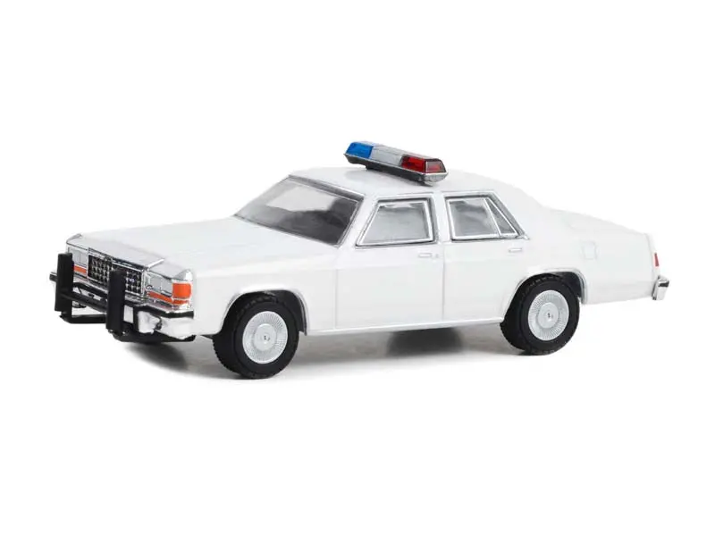1980-91 Ford Ltd Crown Victoria White W/ Lights - Hot Pursuit Diecast 1:64 Scale Model Car - Greenlight 43007 1