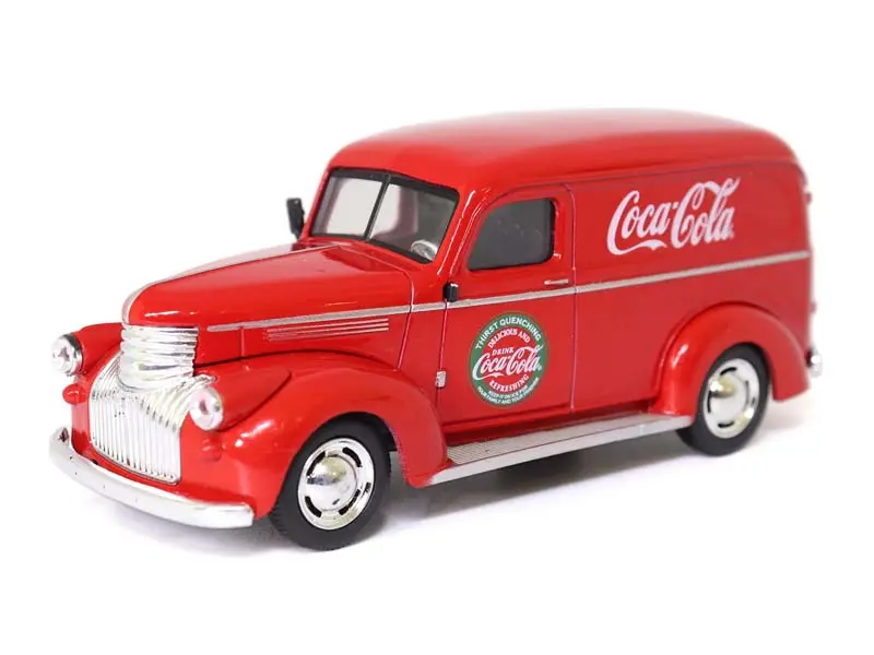 1945 Panel Delivery Van - Coca-Cola Diecast 1:43 Scale Model - Motor City Classics 443045 1