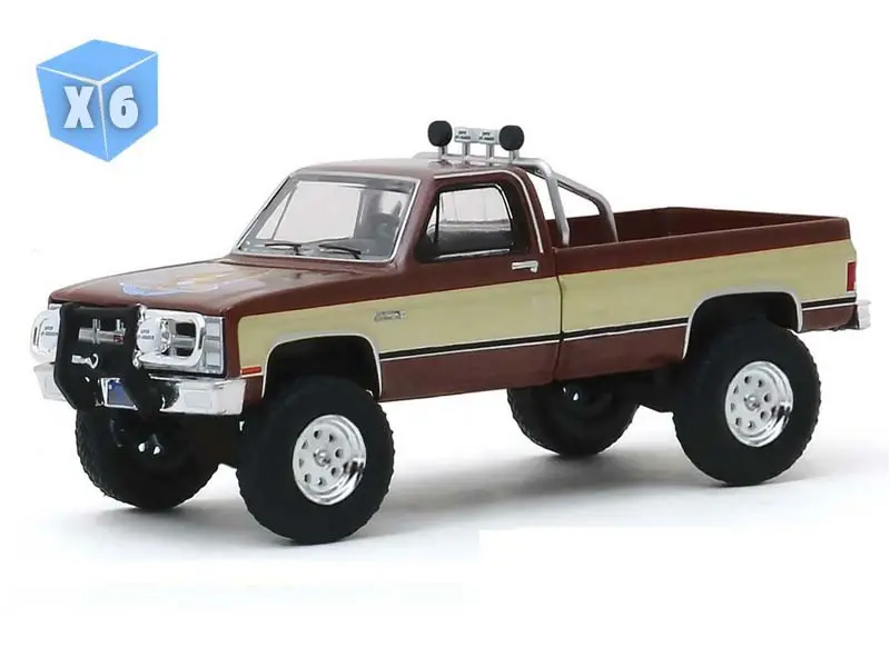 6 Pack 1982 Gmc K-2500 Pickup Truck - The Fall Guy Stuntman Association (Hollywood Series 26) Diecast 1:64 Scale Model - Greenlight 44860F 1
