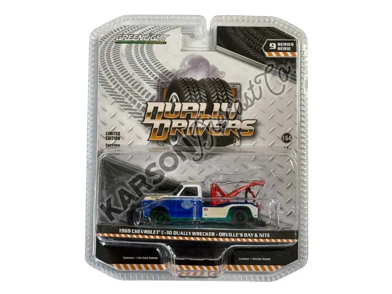 Chase 1969 Chevrolet C-30 Dually Wrecker - Orville’S Day & Nite Service (Dually Drivers Series 9) Diecast 1:64 Scale Model - Greenlight 46090B 1