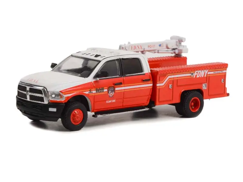 2018 Ram 3500 Dually Crane Truck - Fdny Plant Ops (Dually Drivers Series 10) Diecast 1:64 Scale Model - Greenlight 46100D 1