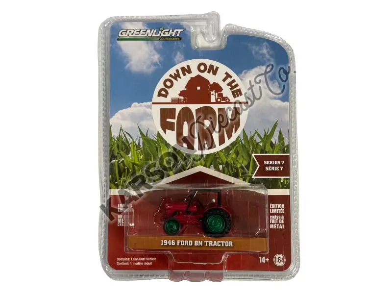 Chase 1946 Ford 8N Tractor - Red W/ Black Canopy (Down On The Farm Series 7) Diecast 1:64 Scale Model - Greenlight 48070B 1