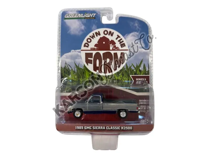 Raw Chase 1985 Gmc Sierra Classic K2500 – Silver & Midnight Blue (Down On The Farm Series 9) Diecast 1:64 Scale Model - Greenlight 48090D 1