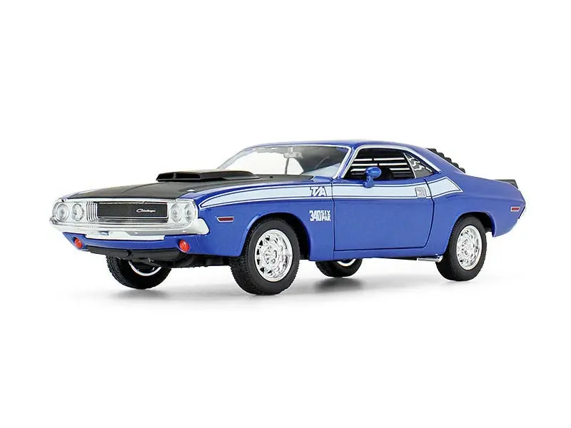 1970 Dodge Challenger 340 Six Pack 1:24 Scale Diecast Model Car - First Gear 49-3173 1