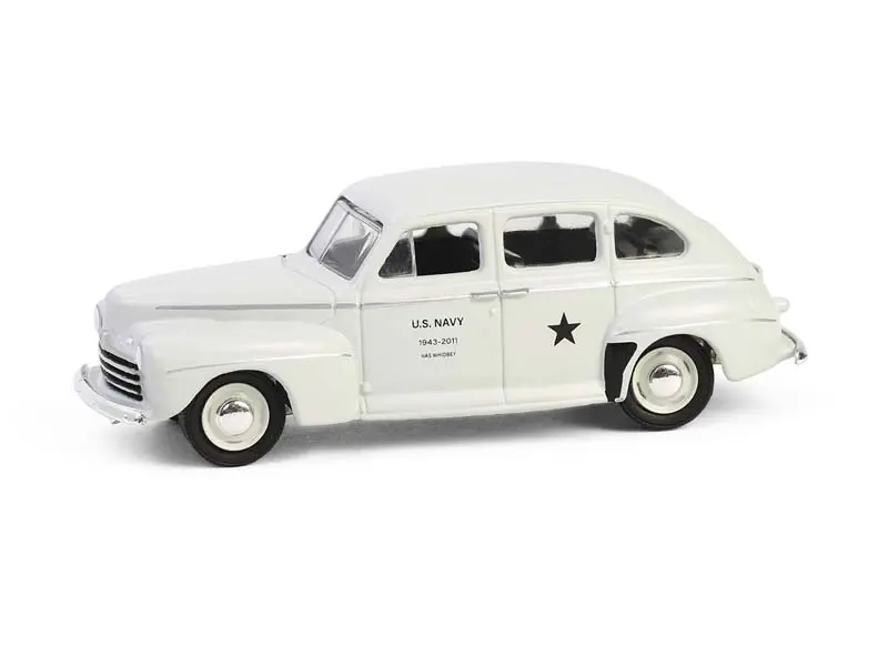 1946 Ford Fordor Super Deluxe (Battalion 64 Series 5) Diecast 1:64 Scale Model - Greenlight 61050C 1
