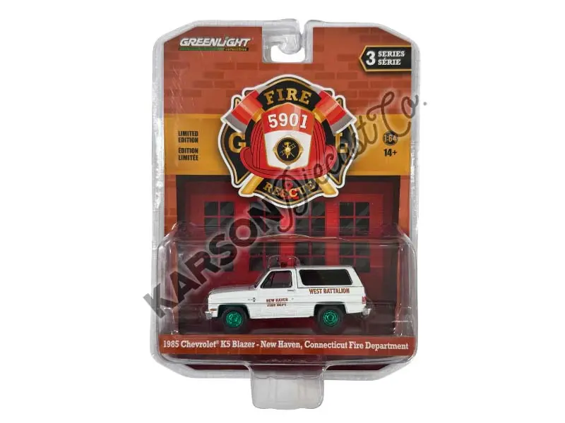Chase 1985 Chevrolet K5 Blazer - New Haven Fire Department Connecticut (Fire & Rescue Series 3) Diecast 1:64 Scale Model - Greenlight 67030D 1