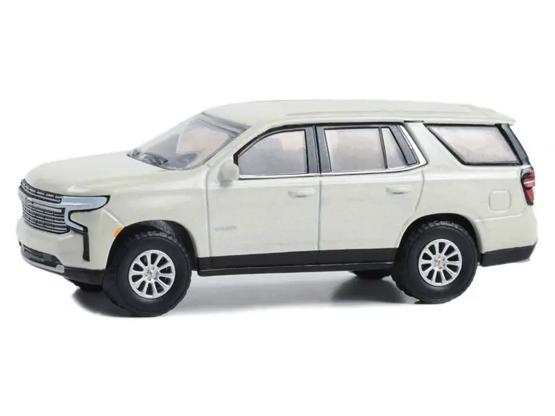 2023 Chevrolet Tahoe Premier - Iridescent Pearl Tricoat (Showroom Floor Series 4) Diecast 1:64 Scale Model - Greenlight 68040B 1