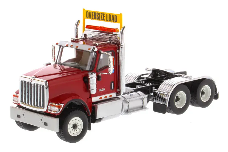 International Hx520 Day Cab Tandem Tractor Red (Transport Series) Diecast 1:50 Scale Model - Diecast Masters 71002 1