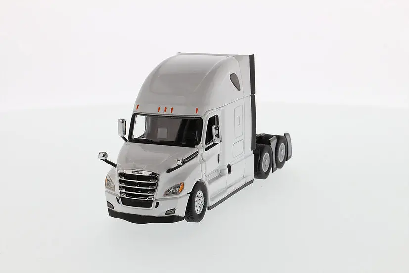 Freightliner Cascadia Semi Truck Pearl White (Transport Series) 1:50 Scale Model - Diecast Masters 71027 1