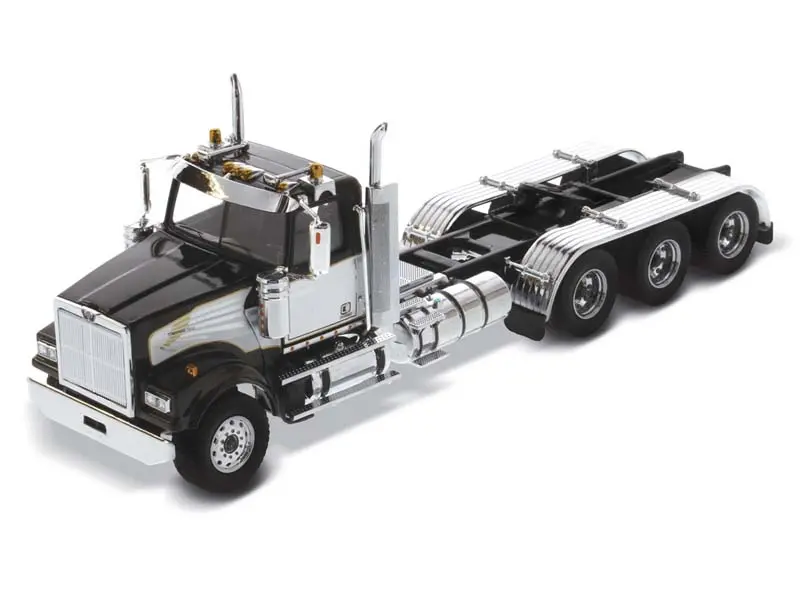 Western Star 4900 Sffa Tridem Day Cab Black & White Swoosh (Transport Series) 1:50 Scale Model - Diecast Masters 71066 1