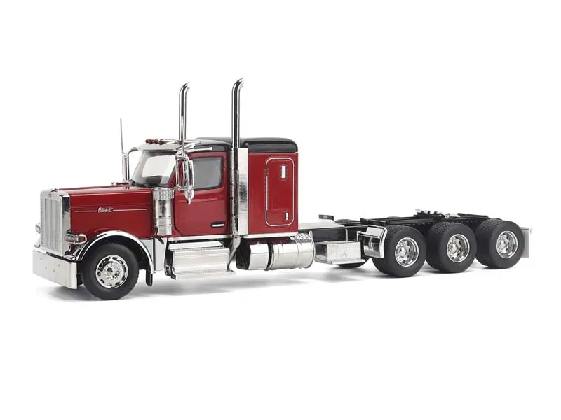 Peterbilt Model 589 131 Bbc Configuration W/ 58 Sleeper And Tridem Axle Semi - Legendary Red Diecast 1:32 Scale Model - Diecast Masters 71145 1