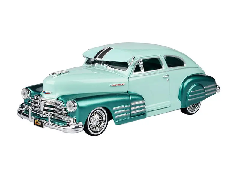 1948 Chevrolet Aereosedan Fleetside Lowrider - Two Tone Green (Get Low) Diecast 1:24 Scale Model - Motormax 79027Grn 1