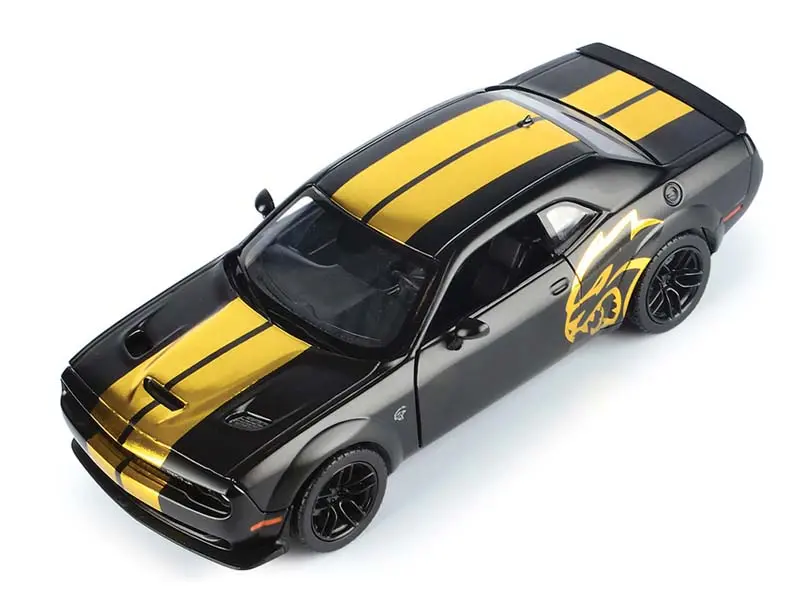 2018 Dodge Challenger Srt Hellcat Widebody – Black W/ Gold Stripes (Midnight Eclipse) Diecast 1:24 Scale Model - Motormax 79201 1