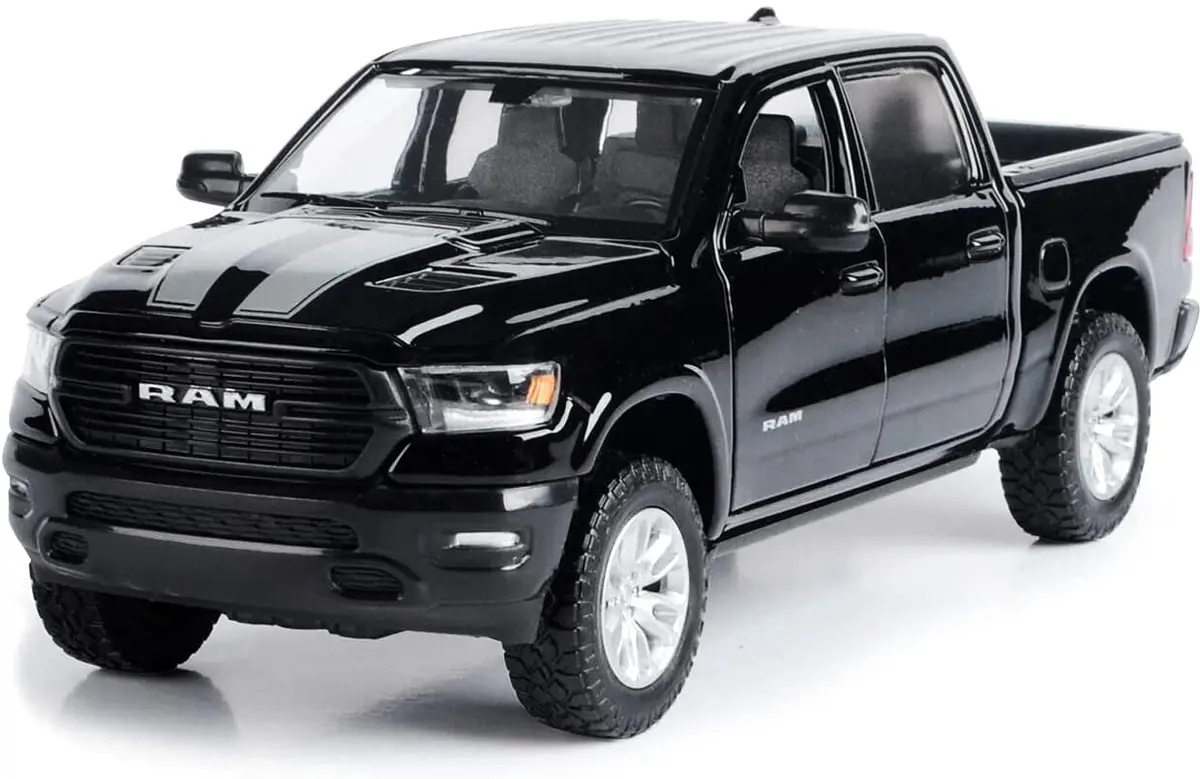 2019 Dodge Ram 1500 Crew Cab Laramie Pickup Truck Black W/ Silver Stripe 1:24 Diecast Model - Motormax 79357Bkst 1