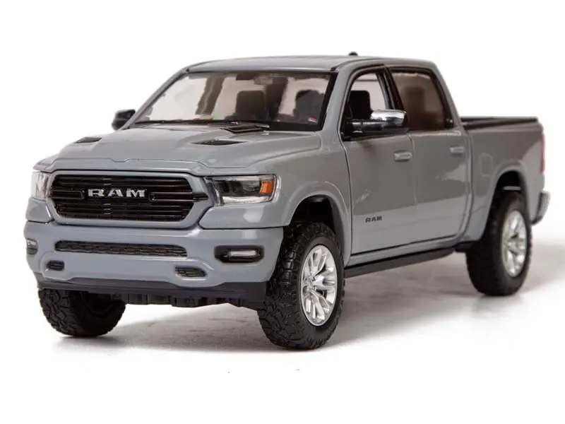 2019 Ram 1500 Laramie Crew Cab – Grey (Timeless Legends) Diecast 1:24 Scale Model - Motormax 79357Gry 1
