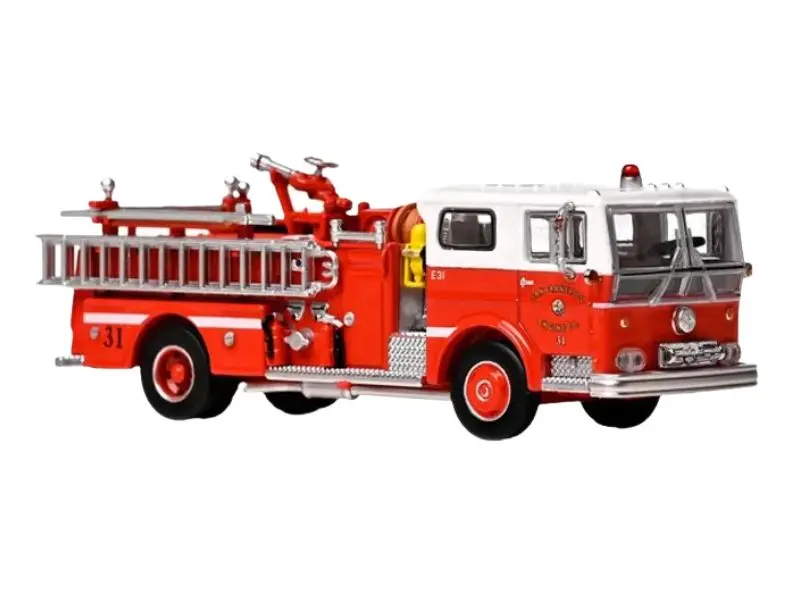 1974 Ward Lafrance Fire Engine: San Francisco Fire Department Engine 31 Diecast 1:87 Ho Scale Model - Iconic Replicas 87-0649 1