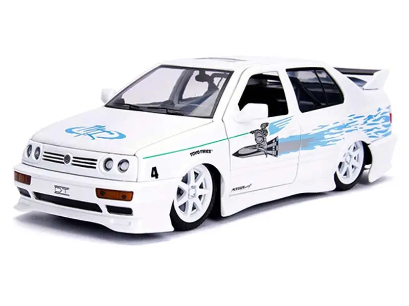 Jesse’S 2005 Volkswagen Jetta (The Fast & Furious) Diecast 1:24 Scale Model - Jada 99591 1