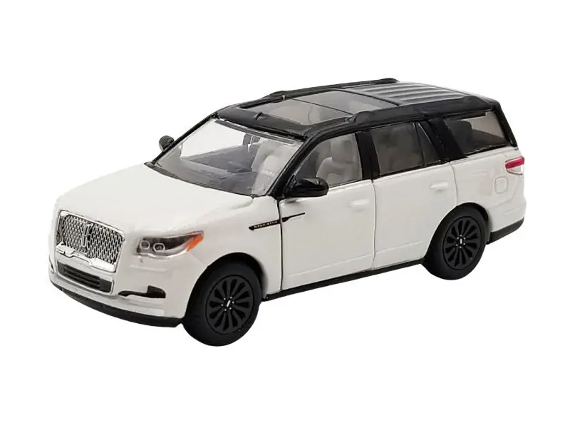 Pre-Order 2024 Lincoln Navigator - Pristine White Metallic Diecast 1:64 Scale Model - Karson Diecast Co. A6410000 1